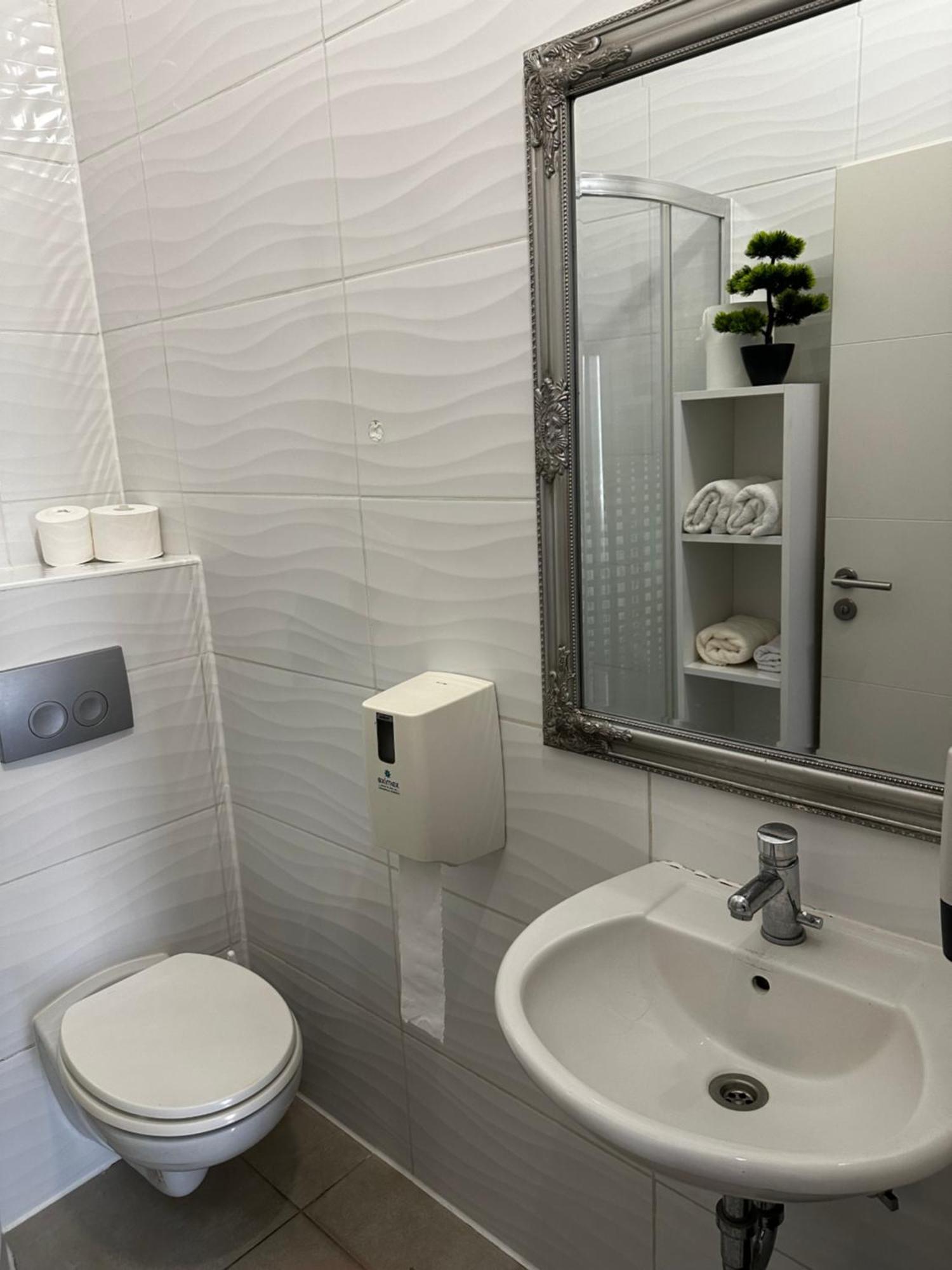 Guesthouse Pri Tonetu 프루이 외부 사진