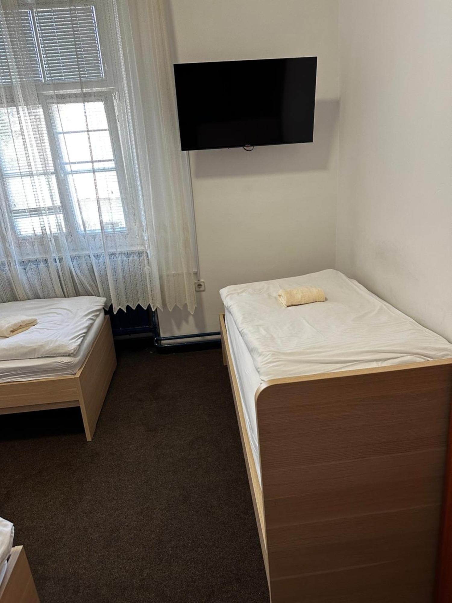 Guesthouse Pri Tonetu 프루이 외부 사진